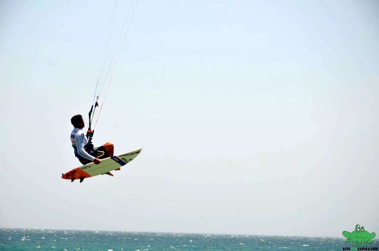 kiteloop strapless Tarifa pro