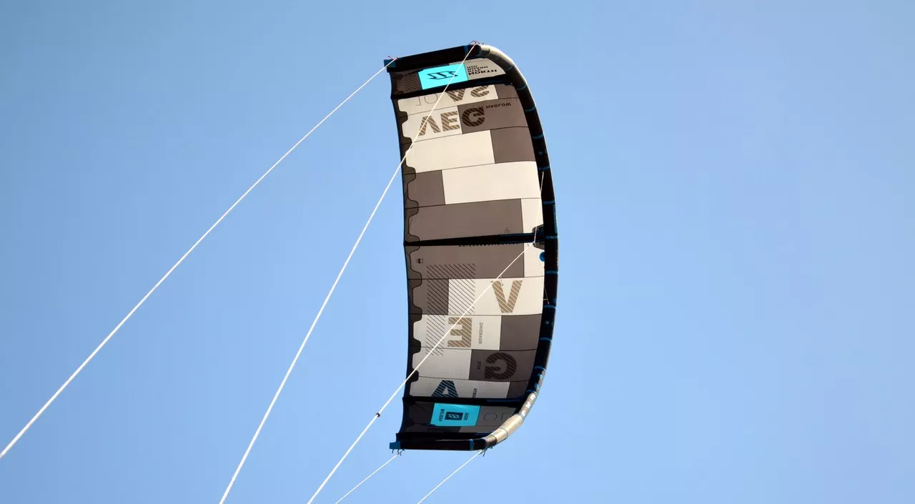 c shape kitesurf